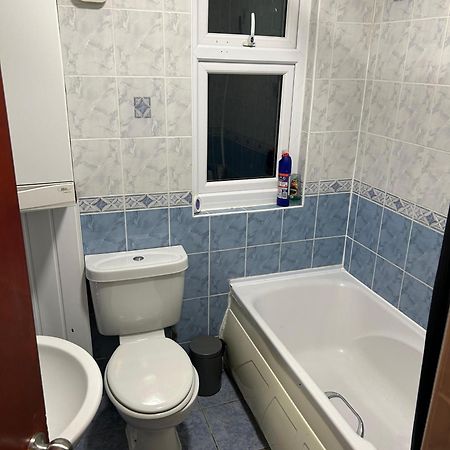 Sw17 7Ls Hotel Londen Buitenkant foto